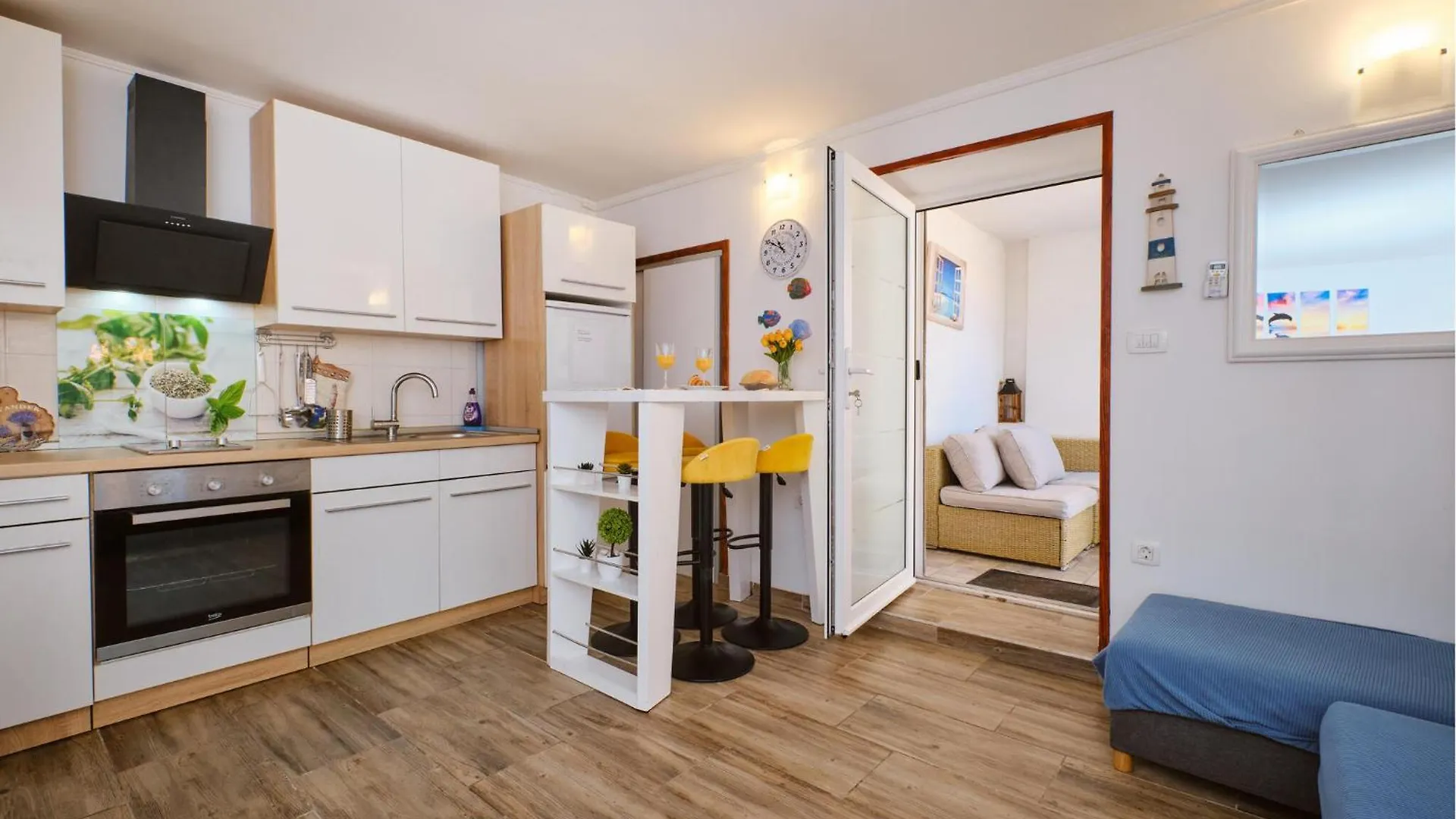 Lovely Apartment In Ilovik With Kitchen Croatia